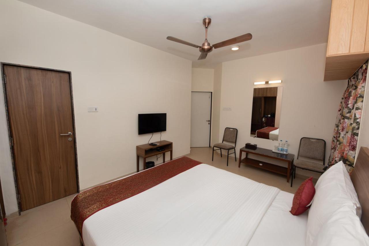 Bella Vista Mahabaleshwar Hotel Luaran gambar